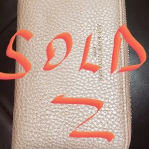 ADRIENNE VITTADINI WALLET/WRISTLET/PHONE CHARGE